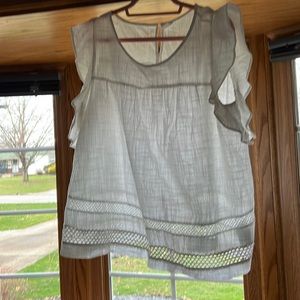 Gorgeous flowy old navy top